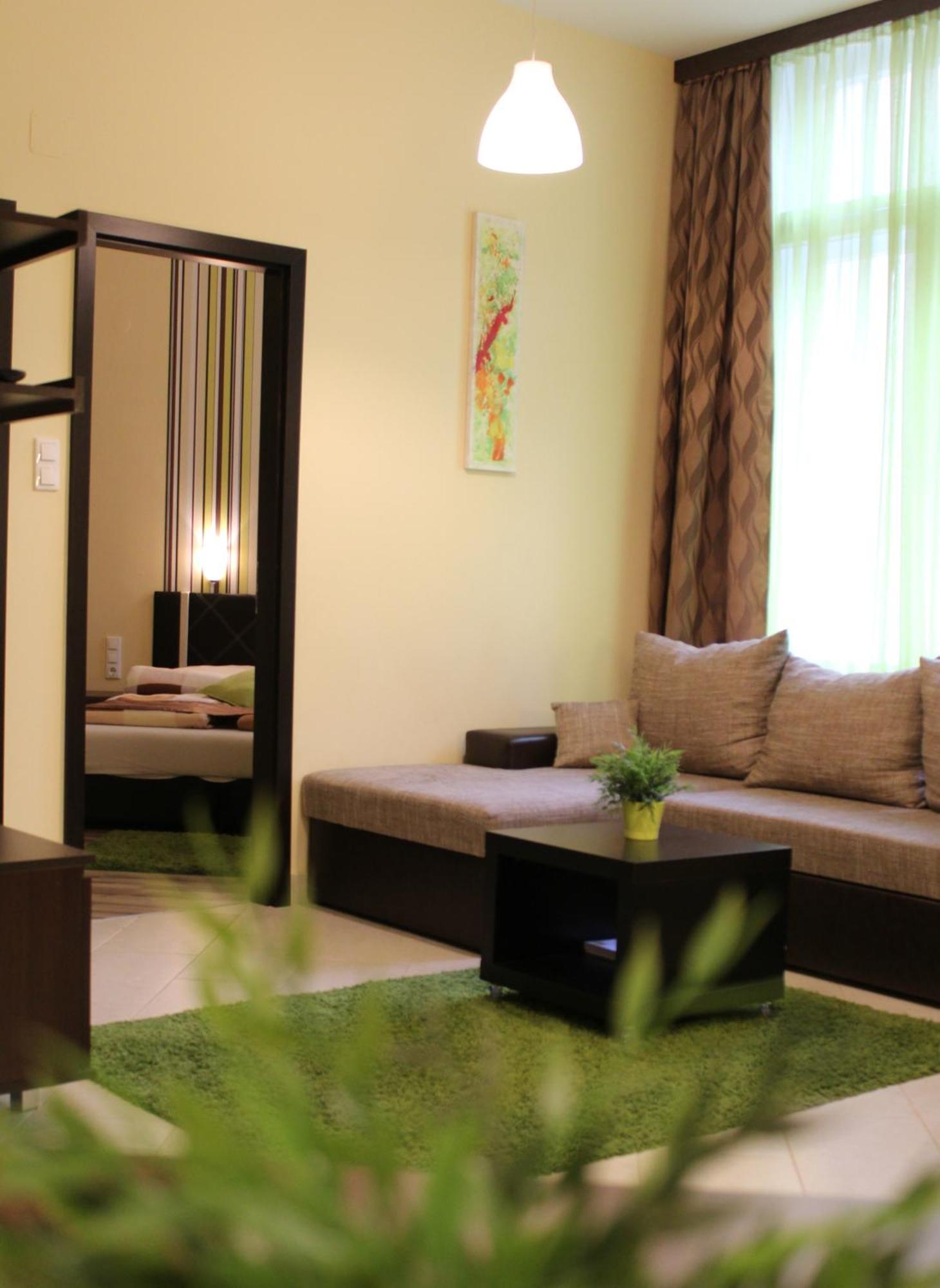 Central Walk Fashionstreet Apartmnts Budapest Exteriör bild