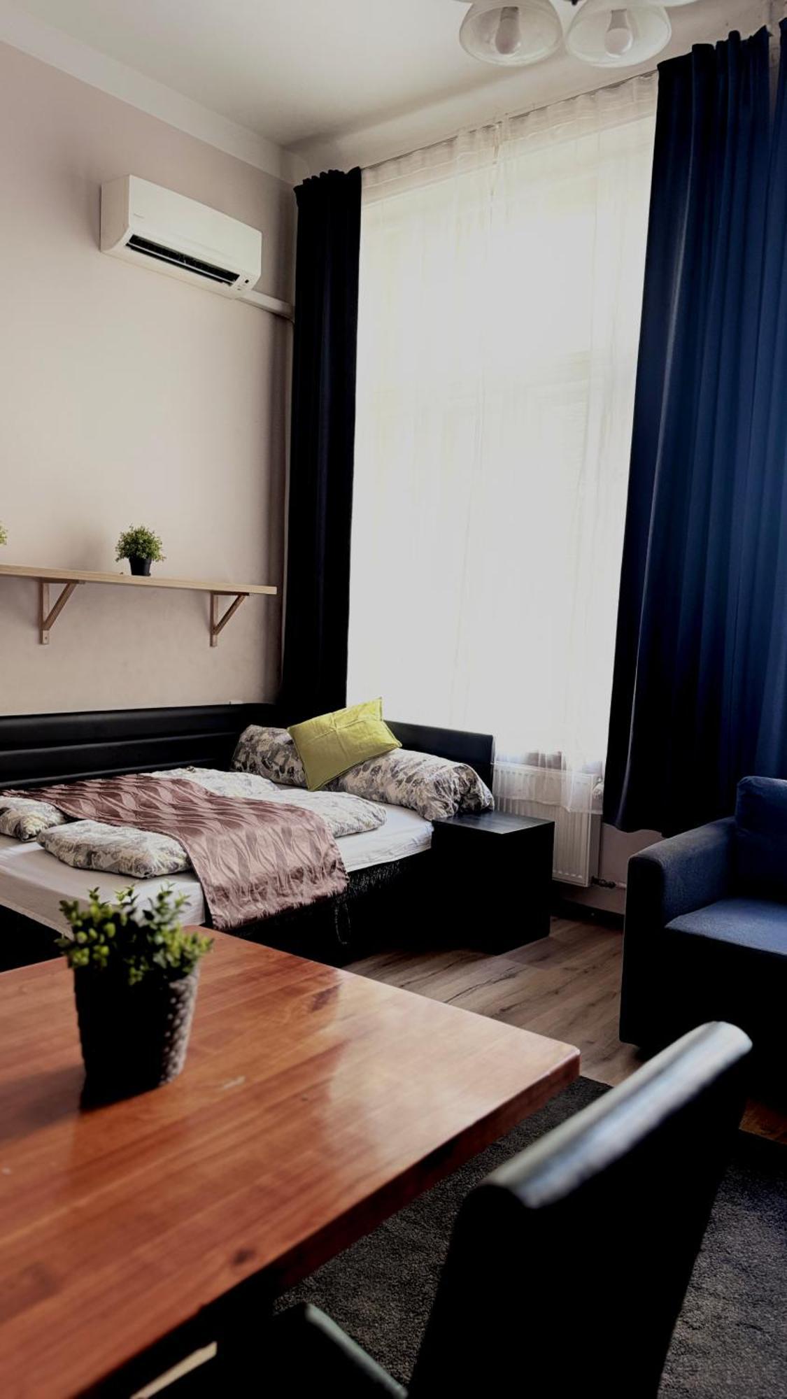 Central Walk Fashionstreet Apartmnts Budapest Exteriör bild