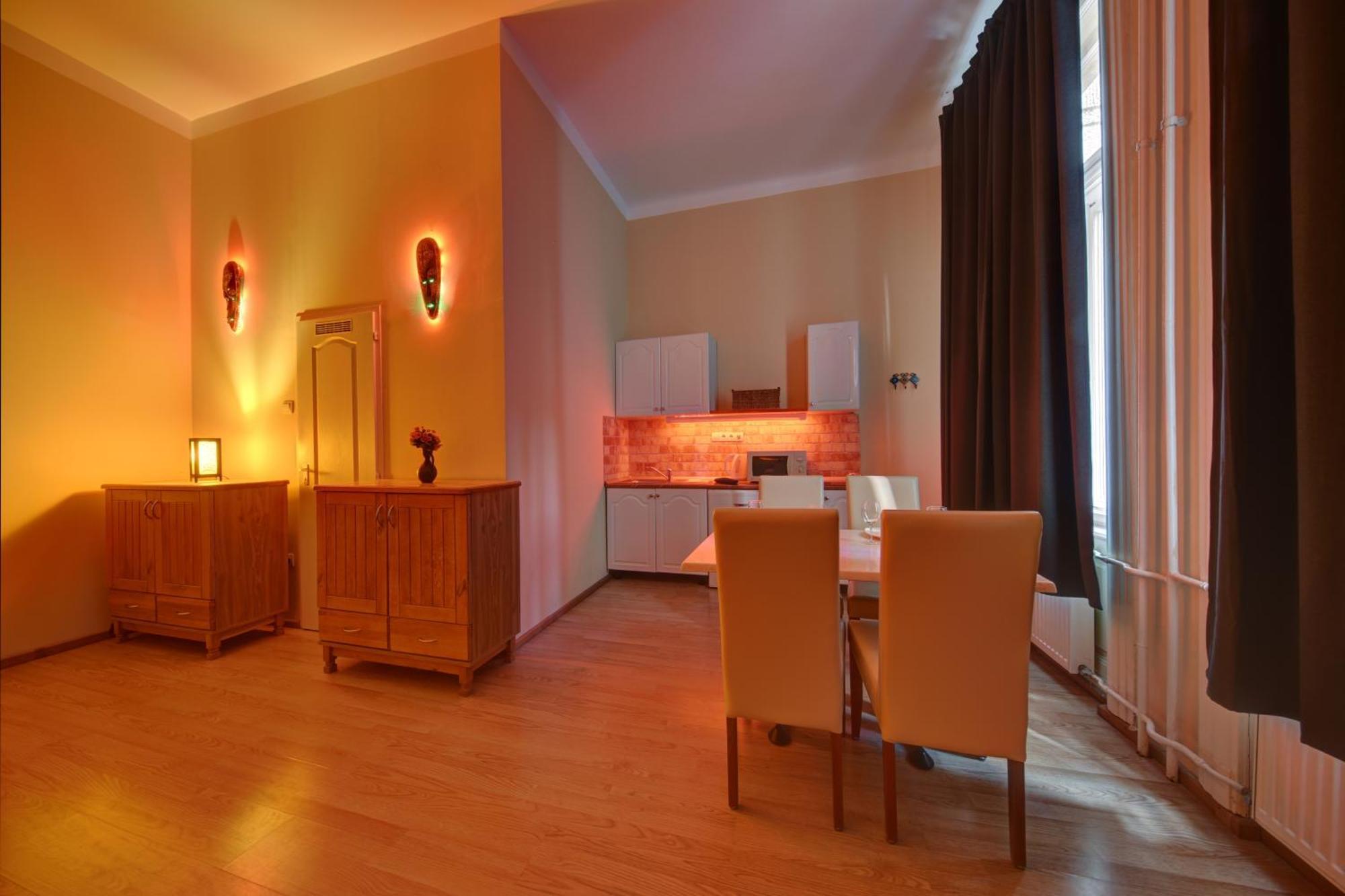 Central Walk Fashionstreet Apartmnts Budapest Exteriör bild